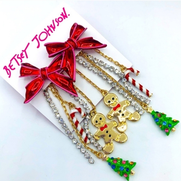 🔹️Betsey Johnson🔹️ Holiday Candy Cane Chandelier  Drop Earrings ✨️🎄 - Picture 2 of 7